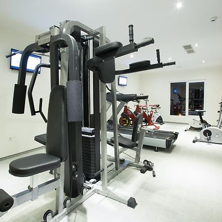 Hotel Meliss Craiova Ngoại thất bức ảnh