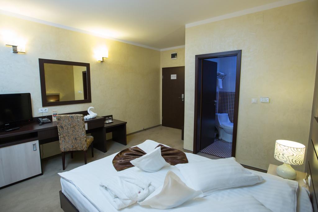 Hotel Meliss Craiova Phòng bức ảnh