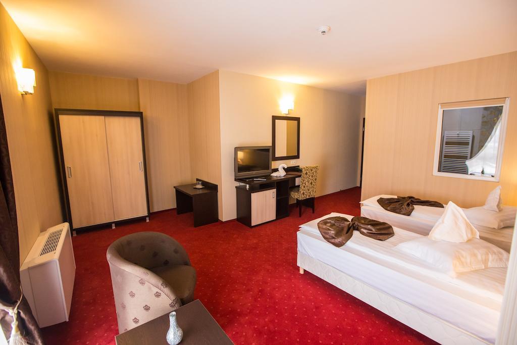 Hotel Meliss Craiova Ngoại thất bức ảnh