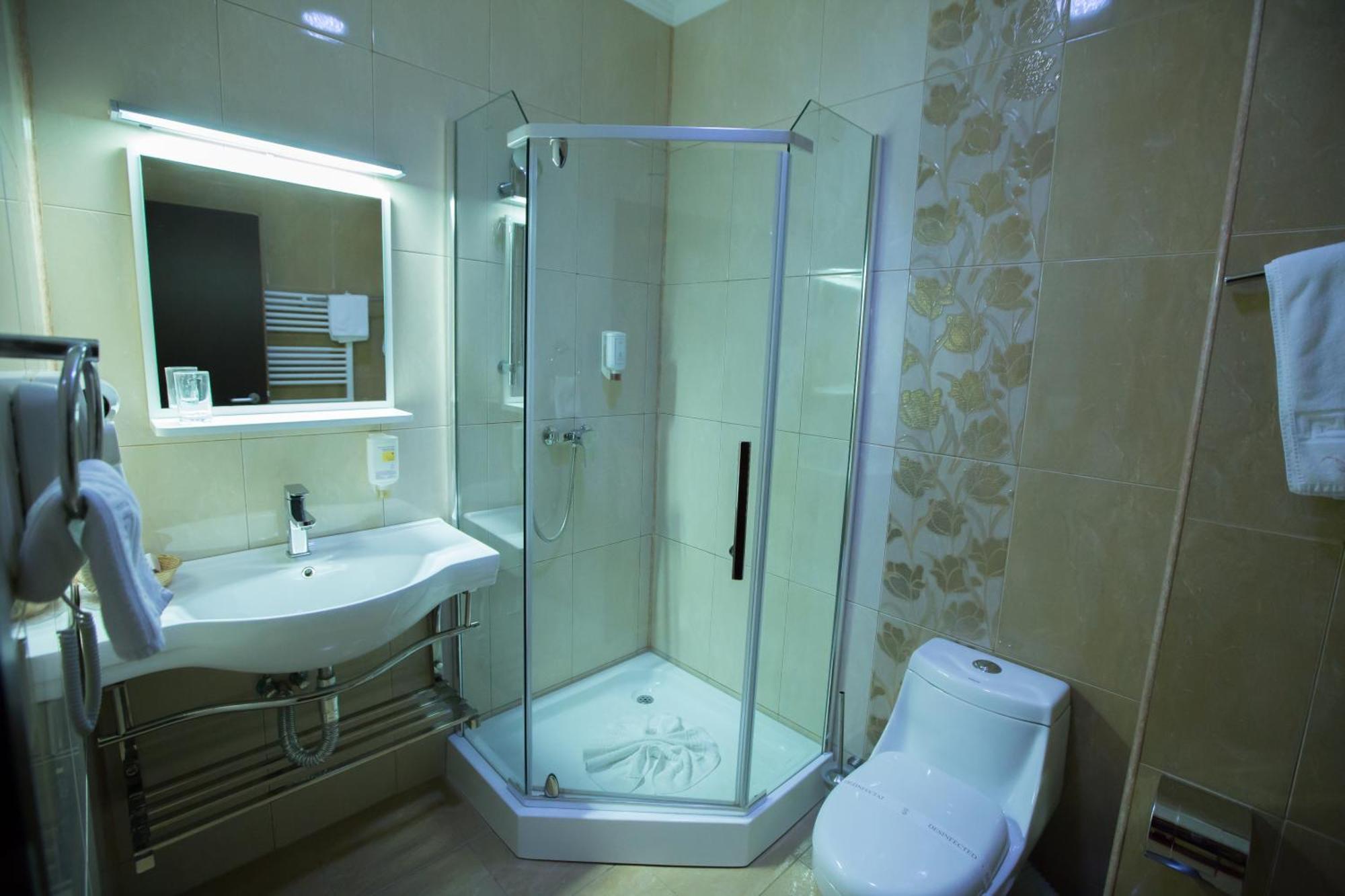 Hotel Meliss Craiova Phòng bức ảnh