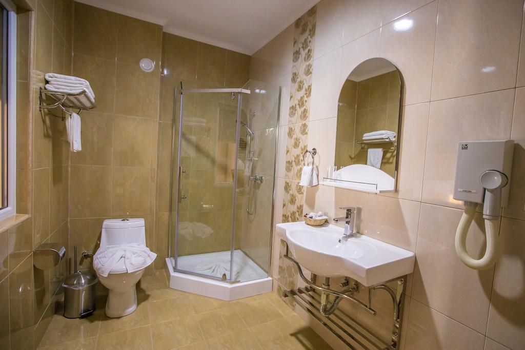 Hotel Meliss Craiova Phòng bức ảnh