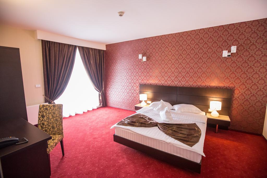Hotel Meliss Craiova Phòng bức ảnh